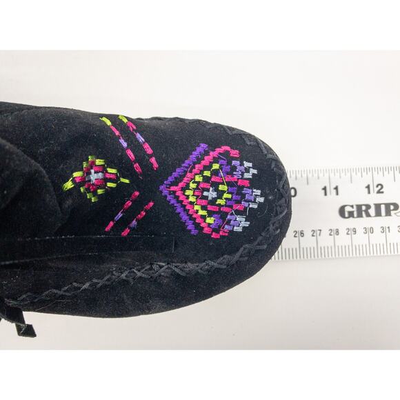 BUTITI Black Embroidered Southwestern Fuzzy-Lined Fringed Boho Ankle Boots 8 - Picture 11 of 12